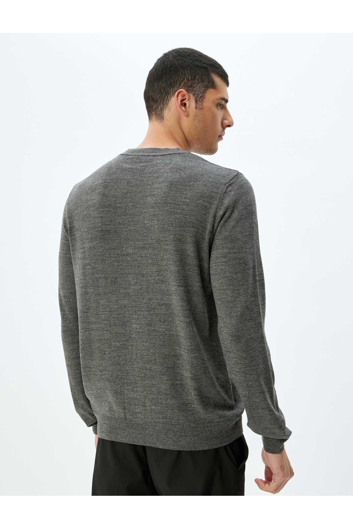 ژاکت بافتنی پایه آستین بلند یقه خدمه