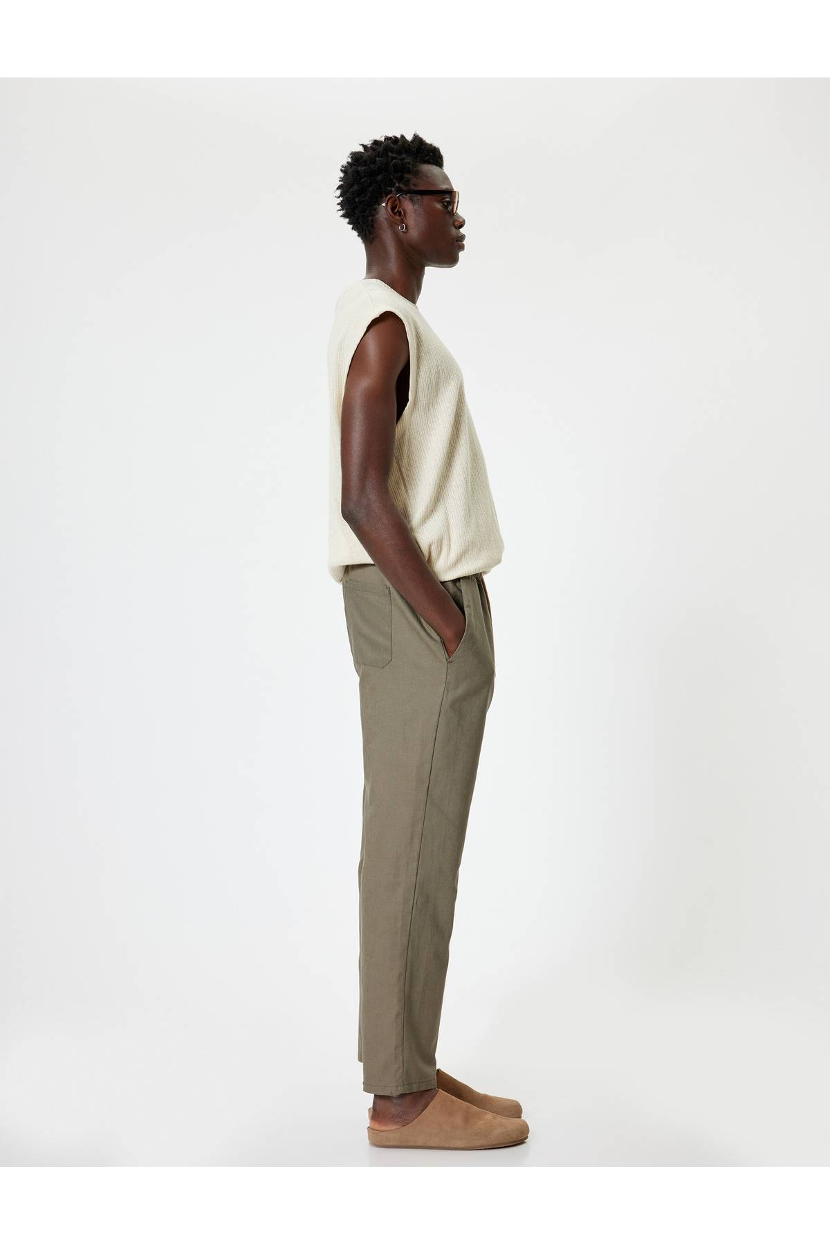 شلوار جین مرد خاکی