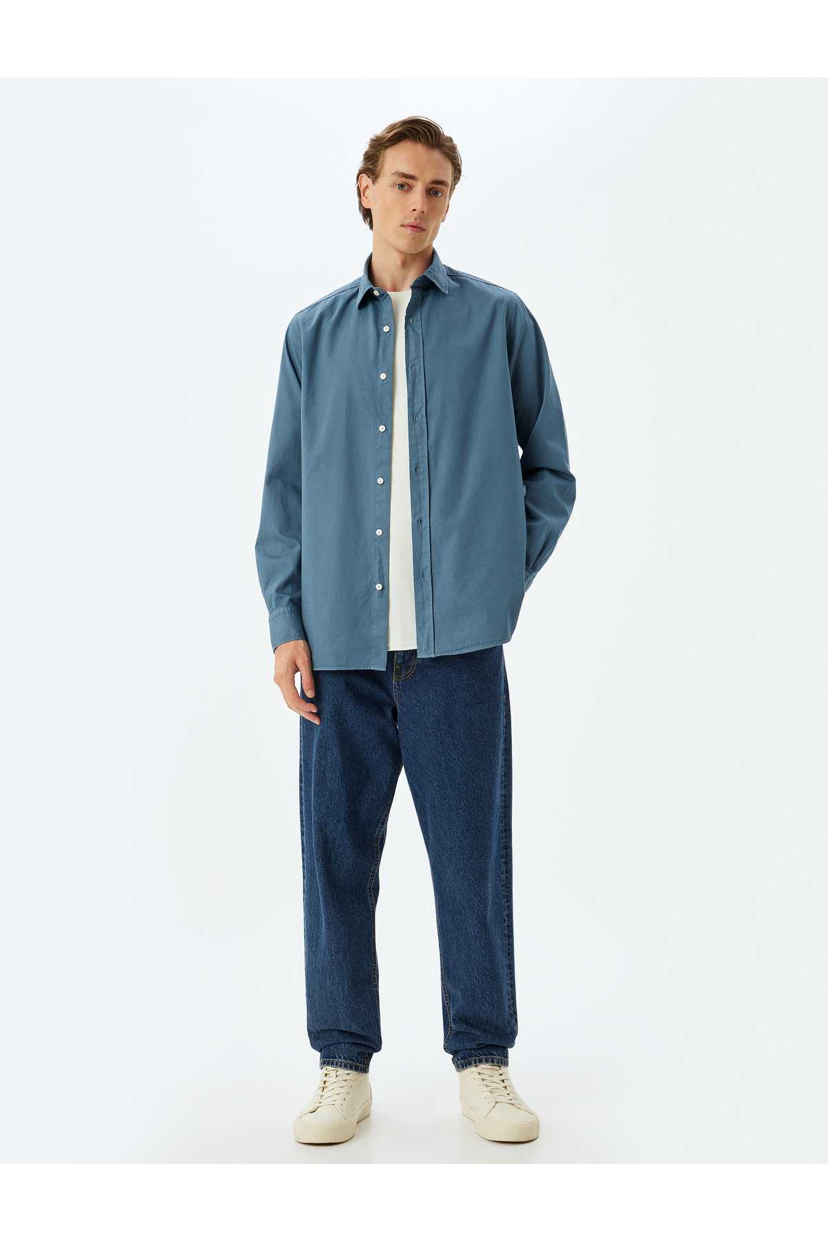 پیراهن پایه آستین بلند یقه ایتالیایی نیمه دکمه دار نخی