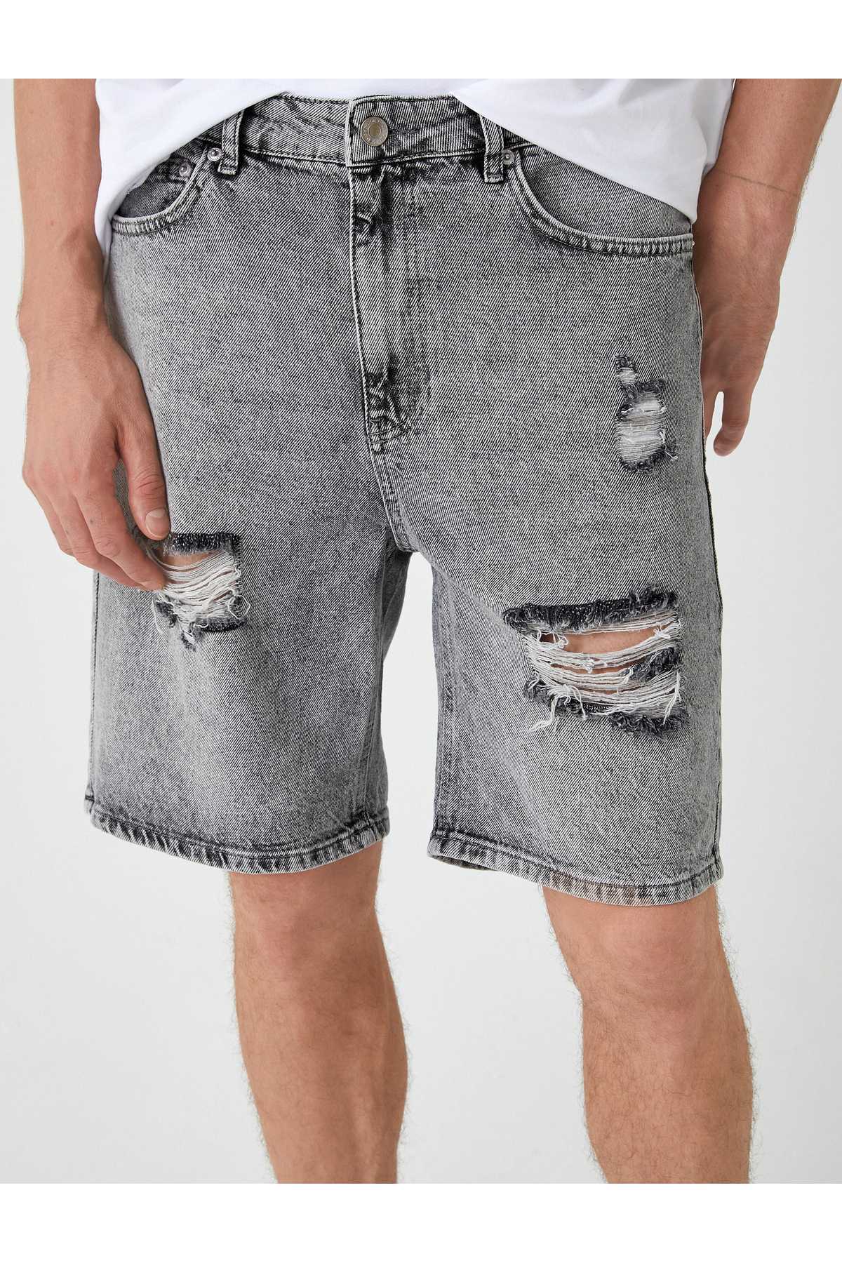 شلوارک جین سایز بزرگ برمودا با جزییات جیبی فرسوده