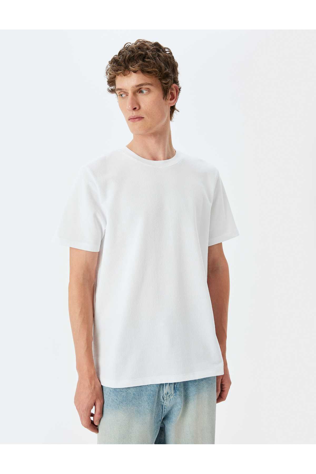 لیبل آستین کوتاه یقه دوچرخه به تفصیل T -Shirt
