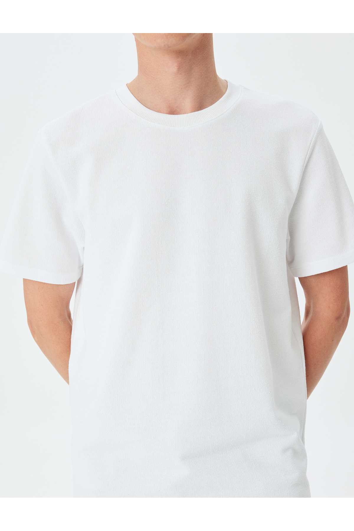 لیبل آستین کوتاه یقه دوچرخه به تفصیل T -Shirt
