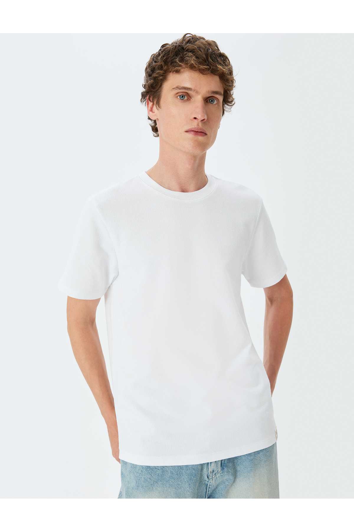 لیبل آستین کوتاه یقه دوچرخه به تفصیل T -Shirt