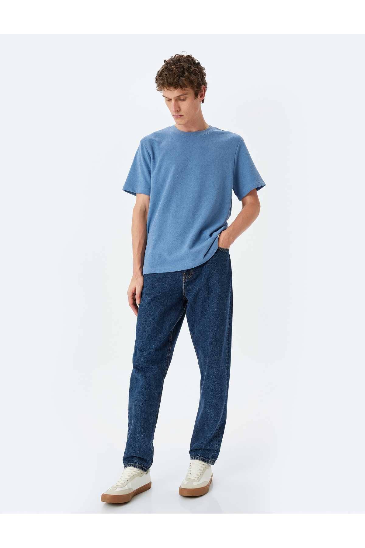 لیبل آستین کوتاه یقه دوچرخه به تفصیل T -Shirt