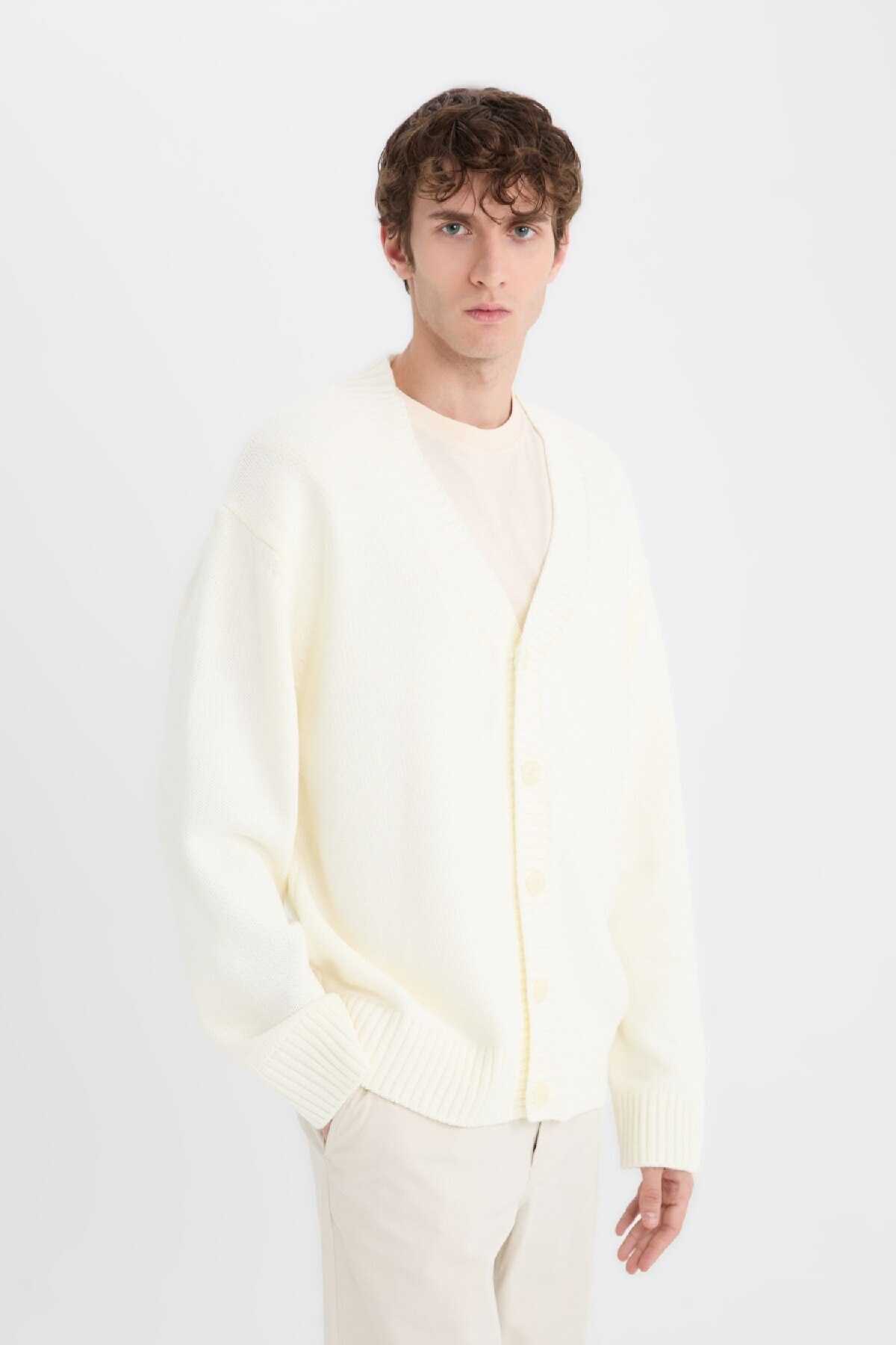 ژاکت کش باف پشمی دکمه دار یقه Relax Fit V