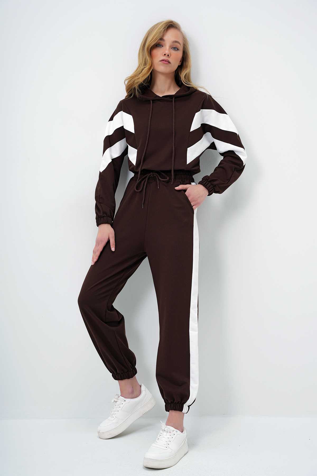 ست گرمکن سرپوش دار بیسکویتی زنانه و ست لباس ورزشی سرآستین الاستیک