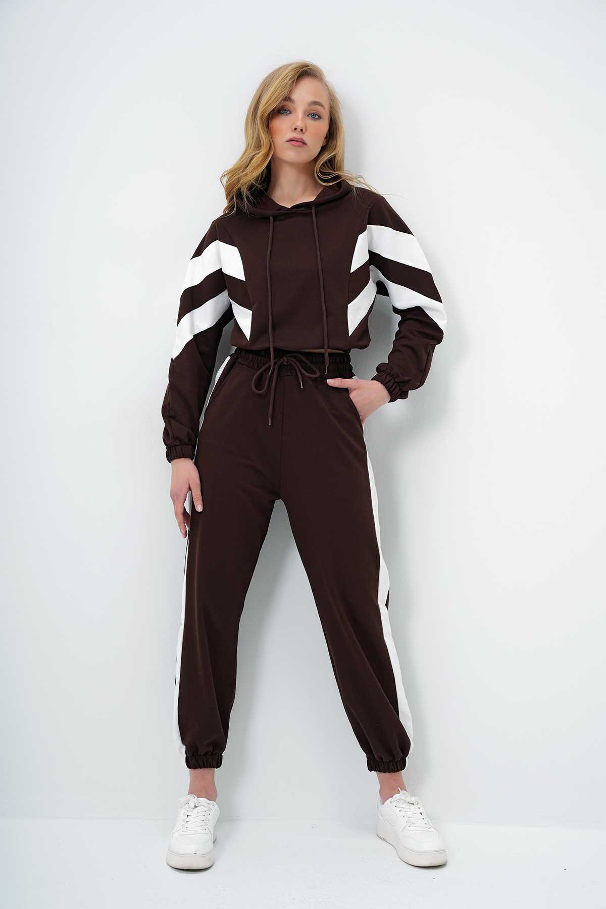 ست گرمکن سرپوش دار بیسکویتی زنانه و ست لباس ورزشی سرآستین الاستیک