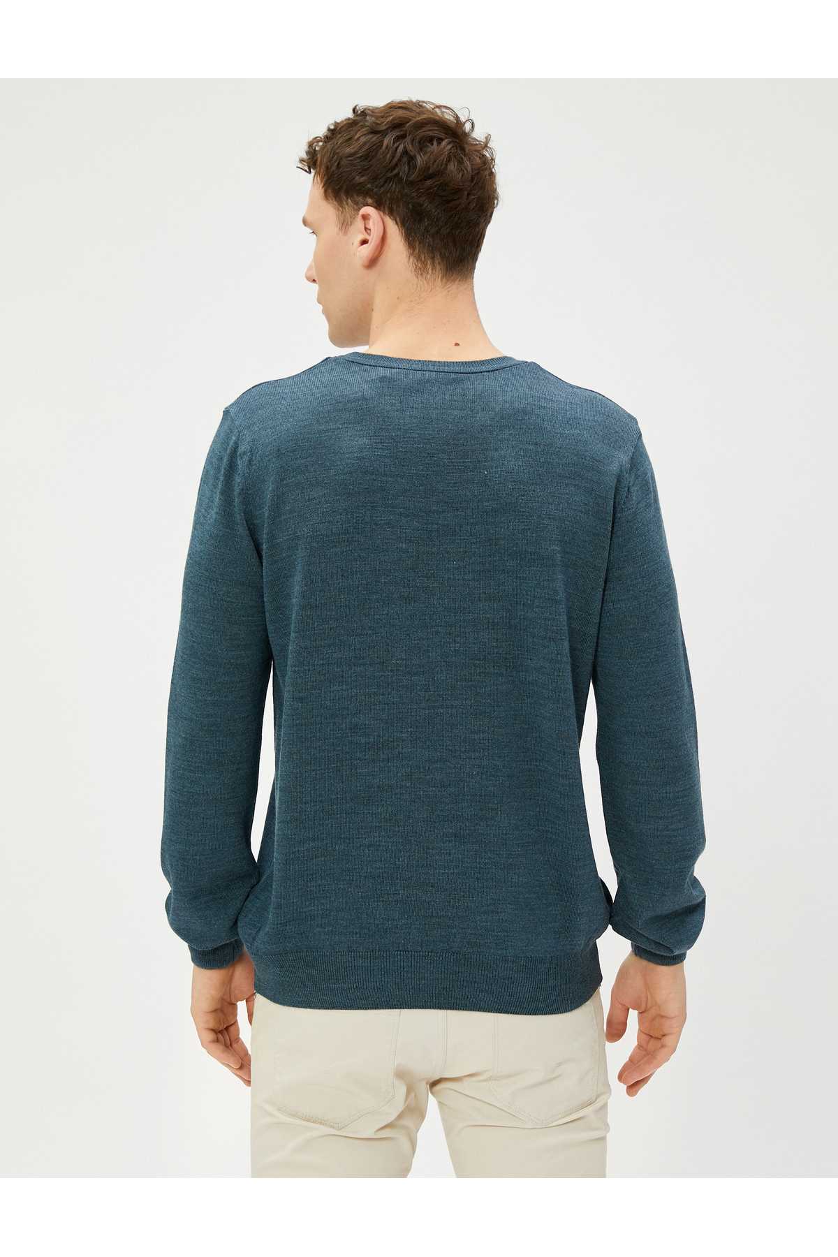 ژاکت بافتنی پایه آستین بلند یقه باریک