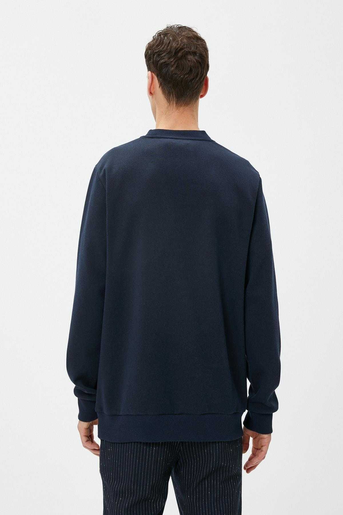 یقه یقه دوزی شعاری