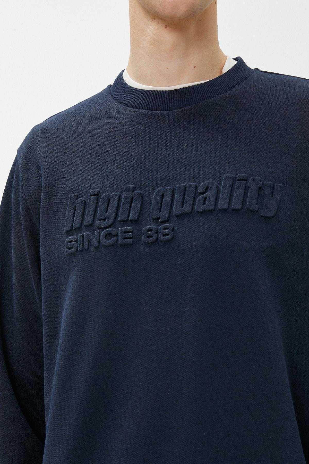 یقه یقه دوزی شعاری